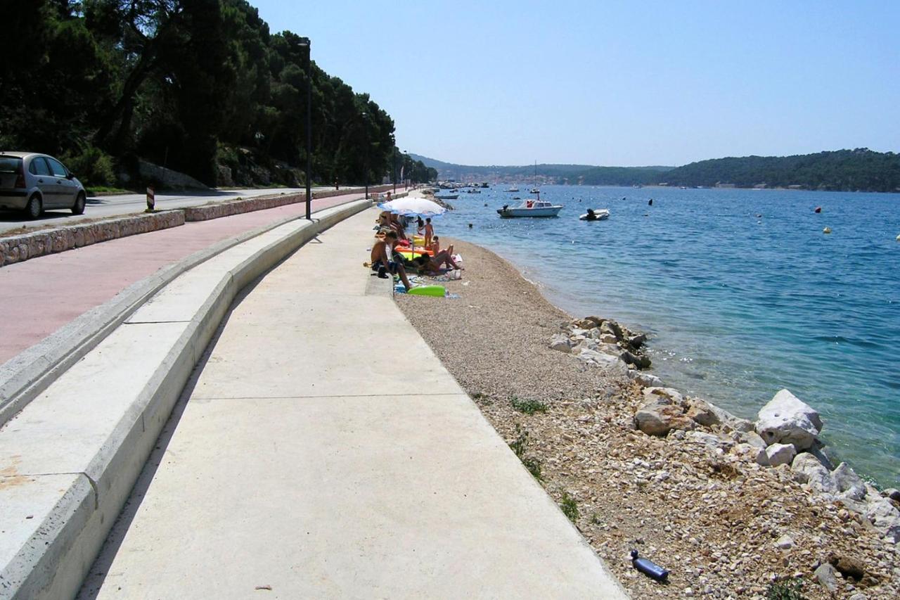 Double Room Mali Losinj 7953B Exterior photo
