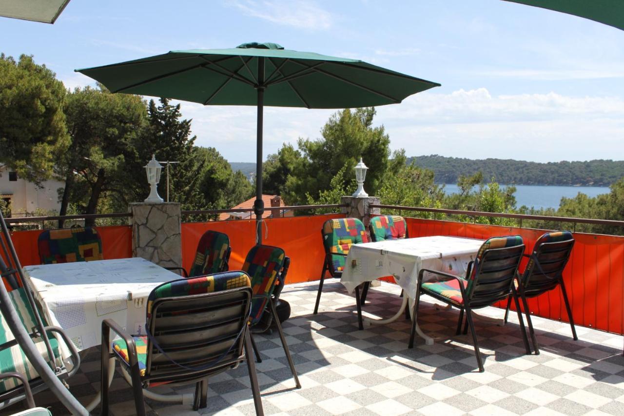 Double Room Mali Losinj 7953B Exterior photo